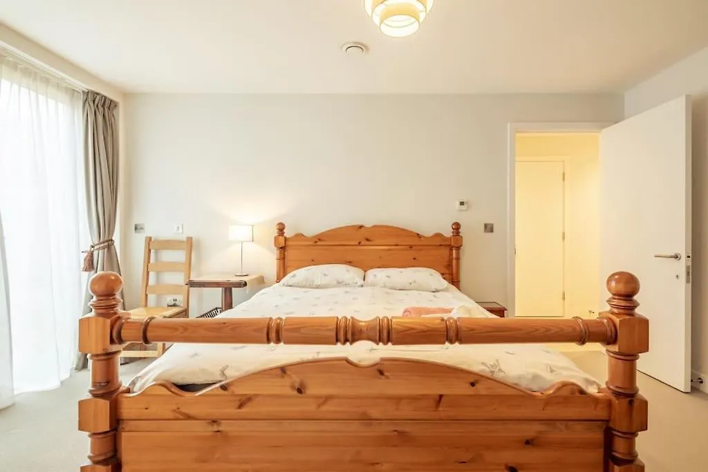 Luxury Ensuite Room 2 Minutes From Cambridge Station Кембридж