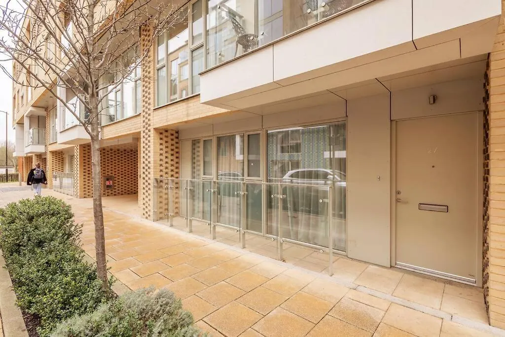 Luxury Ensuite Room 2 Minutes From Cambridge Station 0*, Кембридж